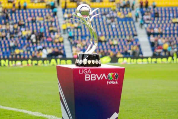Trofeo de la final América vs Pachuca Femenil (Luz Coello/ Infobae México)