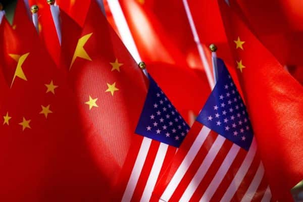 Gráfico de comercio global afectado por aranceles Trump China y la guerra comercial EE.UU. China