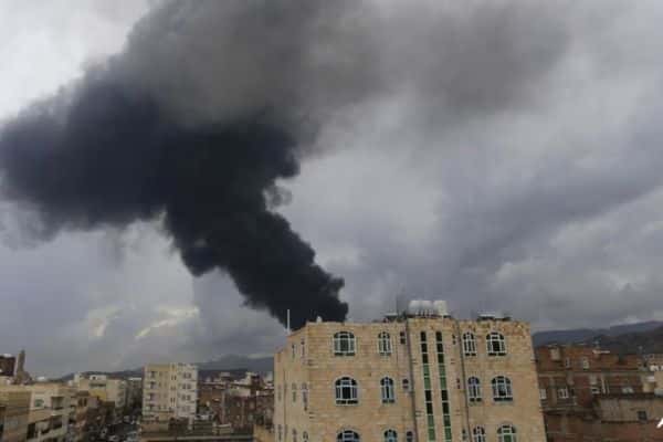 Ataques israelíes en Yemen destruyen complejo militar en Saná