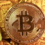 Por qué Bitcoin cae a su nivel más bajo en seis meses